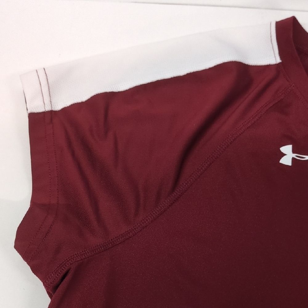 Under Armour Heatgear Burgundy and White Jersey Top Womens Size XL - Picture 5 of 8